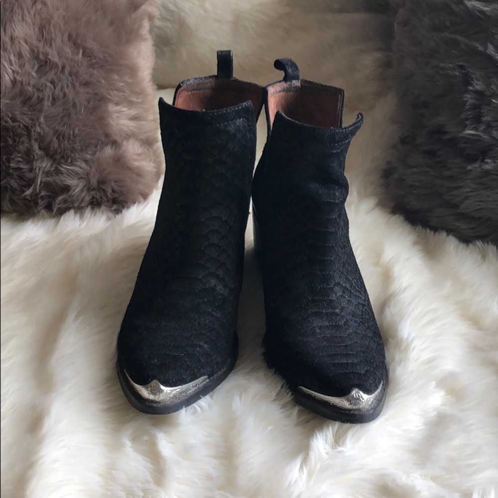 Jeffrey Campbell Cromwell Suede Snake Bootie 8.0